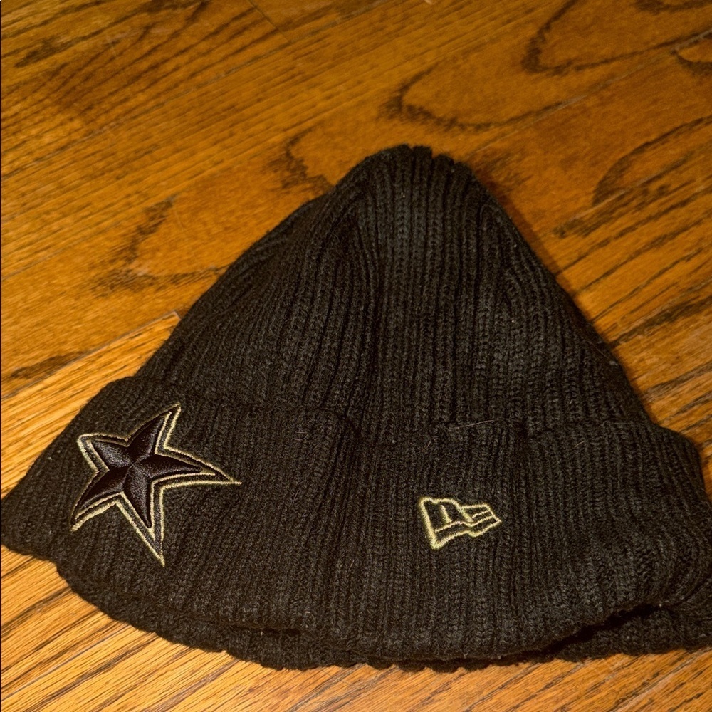 NFL Dallas Cowboys Navy Blue Beanie with Star Embroidery SIZE OS - Picture 4 of 5